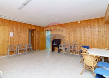 Sala da pranzo - Hotel Via Marina
 
66, Brolo - foto 66