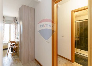 Hall / corridoio - Hotel Via Marina
 
66, Brolo - foto 84