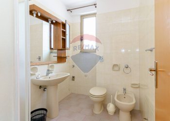 Bagno - Hotel Via Marina
 
66, Brolo - foto 116
