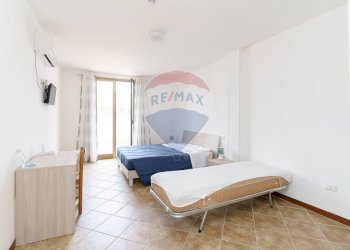 Camera / camera da letto - Hotel Via Marina
 
66, Brolo - foto 131