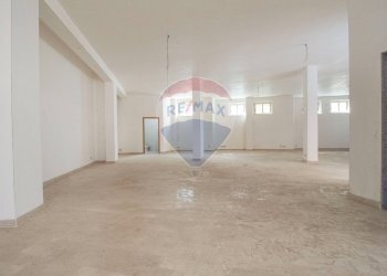 Stanza vuota - Magazzino Via Alessi
 
4-6-8, Caltagirone - foto 7