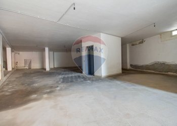 Parcheggio - Magazzino Via Alessi
 
4-6-8, Caltagirone - foto 12