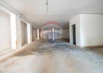 Parcheggio - Magazzino Via Alessi
 
4-6-8, Caltagirone - foto 13