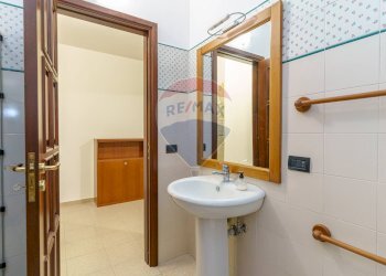 Bagno - Bilocale Via Mizar
 
1, Catania - foto 14