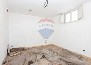 Stanza vuota - Casa indipendente Via di Benedetto
 
13, Catania - foto 6