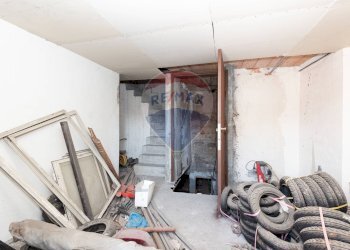 Dispensa di stoccaggio - Casa indipendente Via di Benedetto
 
13, Catania - foto 29