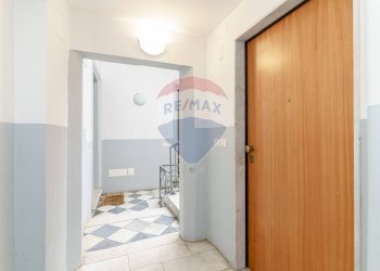 Hall / corridoio - Quadrilocale Via Vittorio Emanuele Ii
 
356, Catania - foto 7