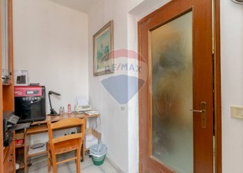 Ufficio - Quadrilocale Via Vittorio Emanuele Ii
 
356, Catania - foto 19