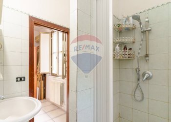 Bagno - Quadrilocale Via Vittorio Emanuele Ii
 
356, Catania - foto 28