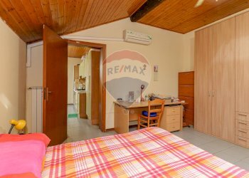 Camera / camera da letto - Quadrilocale Via Vittorio Emanuele Ii
 
356, Catania - foto 38