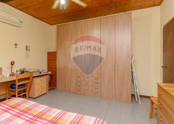 Camera / camera da letto - Quadrilocale Via Vittorio Emanuele Ii
 
356, Catania - foto 39