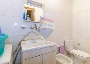 Bagno - Quadrilocale Via Vittorio Emanuele Ii
 
356, Catania - foto 40