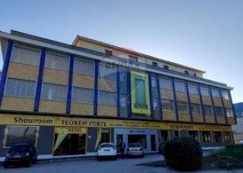 Edificio all\'aperto - Commercial Premises SS 192 KM 79, Misterbianco - photo 1