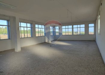 Stanza vuota - Commercial Premises SS 192 KM 79, Misterbianco - photo 5