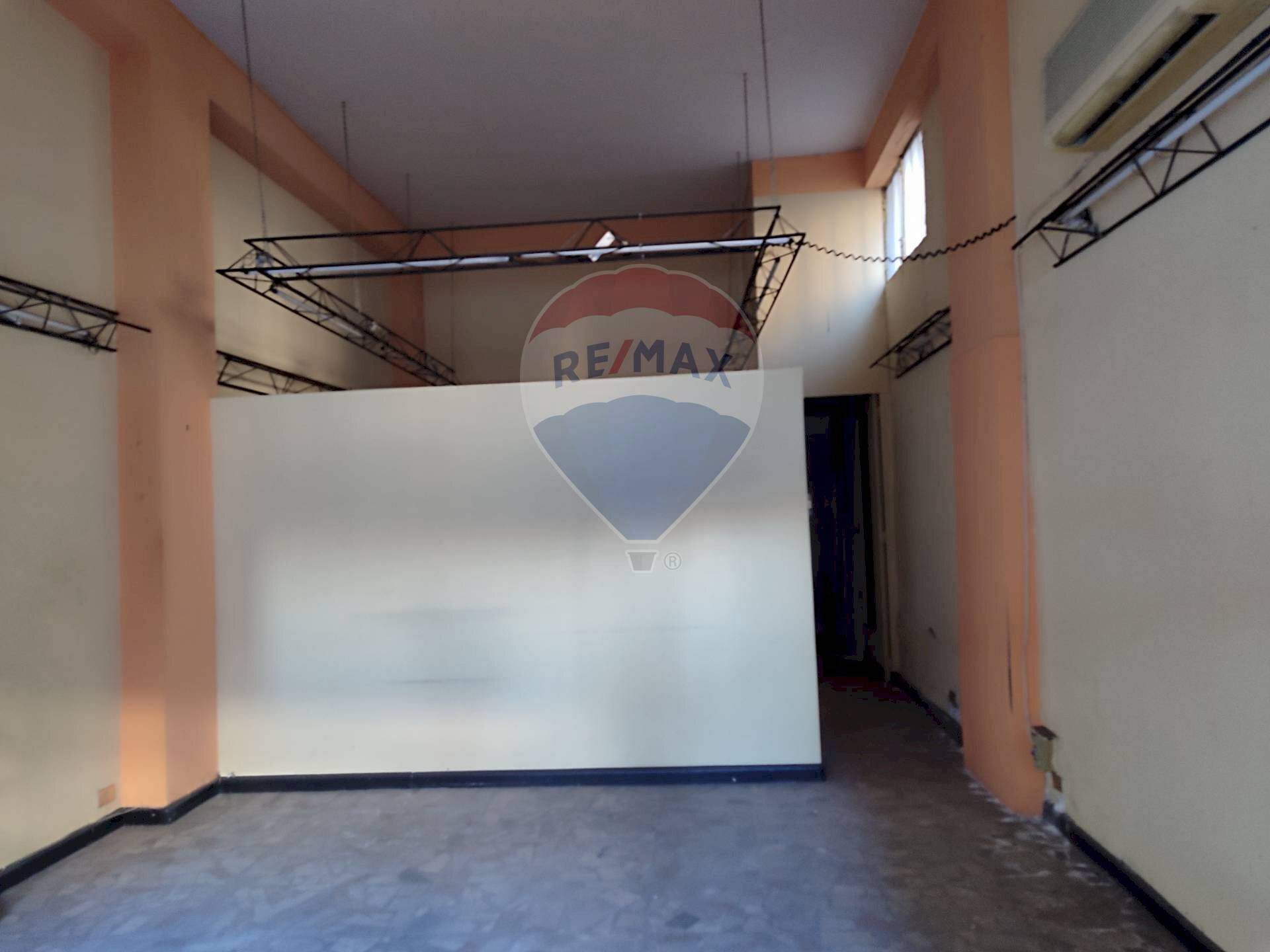 Stanza vuota - Independent house via Dell'Oro
 
143, Catania - photo 2