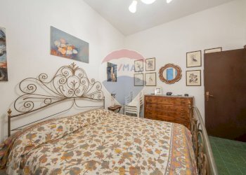 Camera / camera da letto - Villa VIa Quasimodo
 
5, Viagrande - foto 14