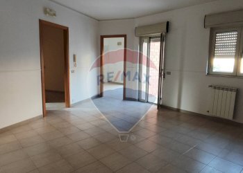 Stanza vuota - Quadrilocale VIA SALVO D'ACQUISTO
 
5, Caltagirone - foto 44