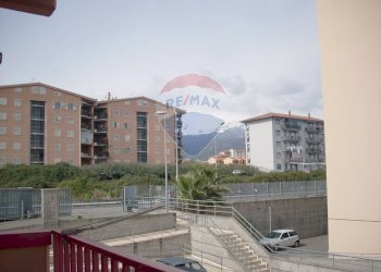 Edificio all\'aperto - Trilocale via Trieste
 
52, Riposto - foto 12