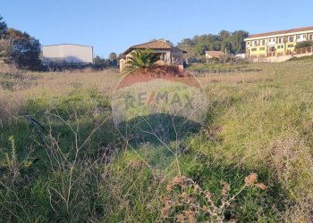 Non correlato - Terreno edificabile VIA PARINI
SN, Caltagirone - foto 3