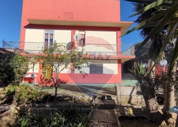 Casa all\'aperto - Villa VIA GIUSEPPE CANNATA
 
4, Caltagirone - foto 2