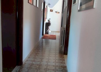 Hall / corridoio - Villa VIA GIUSEPPE CANNATA
 
4, Caltagirone - foto 17