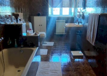 Bagno - Villa VIA GIUSEPPE CANNATA
 
4, Caltagirone - foto 26