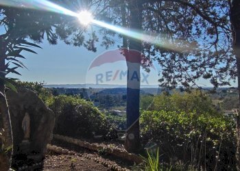 Vista delle montagne - Villa VIA GIUSEPPE CANNATA
 
4, Caltagirone - foto 34