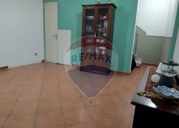 Stanza vuota - Casa indipendente VIA CIRCONVALLAZIONE
 
107, Caltagirone - foto 8