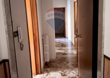 Hall / corridoio - Casa semi indipendente Via Mercato
 
442, Enna - foto 16