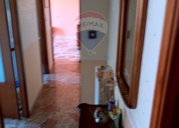 Hall / corridoio - Casa semi indipendente Via Mercato
 
442, Enna - foto 24