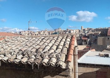 Edificio all\'aperto - Casa semi indipendente Via Mercato
 
442, Enna - foto 33