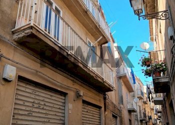 Edificio all\'aperto - Casa semi indipendente Via Mercato
 
442, Enna - foto 2