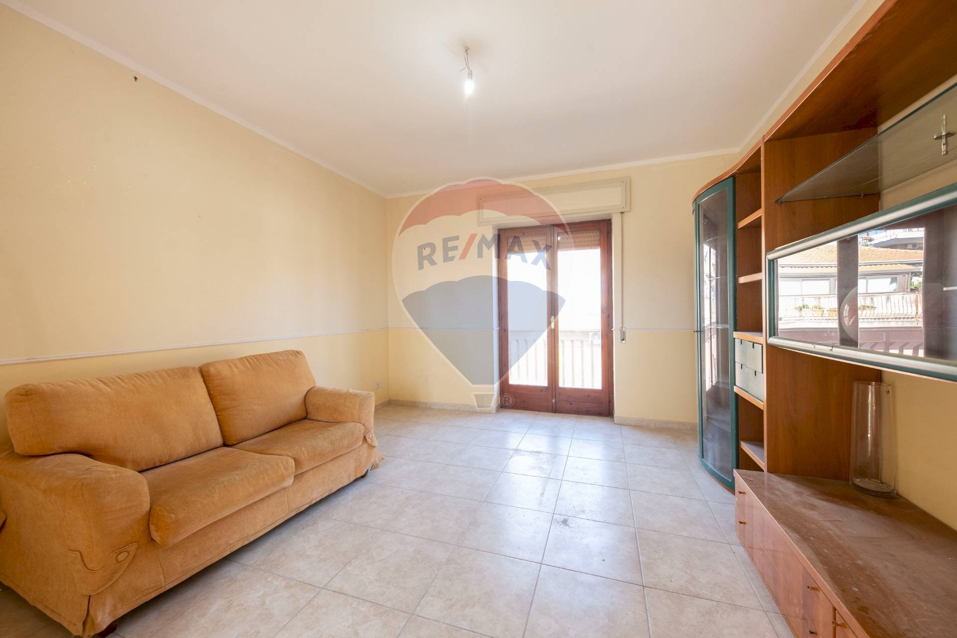 Soggiorno - Quadrilocale VIA LIBERTA'
 
33, Aci Catena - foto 3