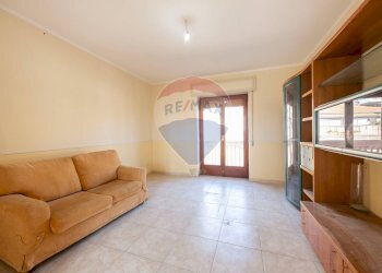 Soggiorno - Quadrilocale VIA LIBERTA'
 
33, Aci Catena - foto 3