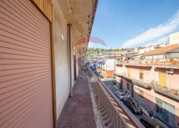 Balcone - Quadrilocale VIA LIBERTA'
 
33, Aci Catena - foto 22