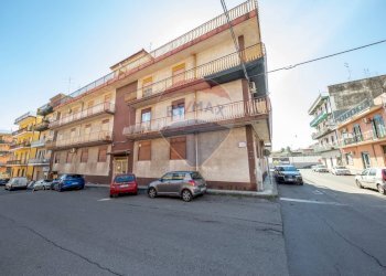 Edificio all\'aperto - Quadrilocale VIA LIBERTA'
 
33, Aci Catena - foto 28