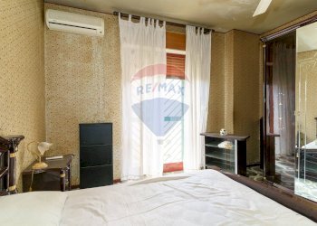 Camera / camera da letto - Quadrilocale Via Livorno
 
51A, Aci Castello - foto 19