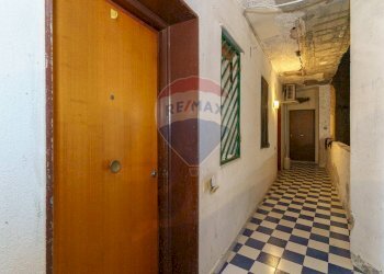 Hall / corridoio - Quadrilocale Via Livorno
 
51A, Aci Castello - foto 24