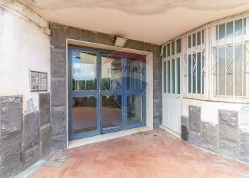 Terrazza - Quadrilocale Via Livorno
 
51A, Aci Castello - foto 27