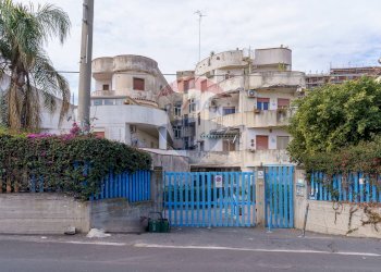 Edificio all\'aperto - Quadrilocale Via Livorno
 
51A, Aci Castello - foto 31