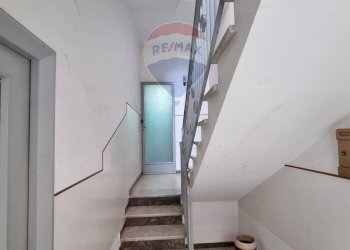 Scale - Bilocale via maesano
 
17, Aci Catena - foto 3