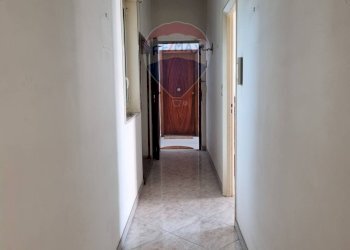 Hall / corridoio - Bilocale via maesano
 
17, Aci Catena - foto 9