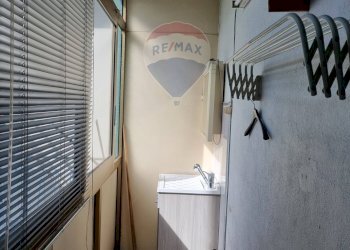 Balcone - Bilocale via maesano
 
17, Aci Catena - foto 17