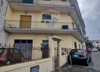 Edificio all\'aperto - Quadrilocale via giovani boccaccio
 
17, Aci Sant'Antonio - foto 1