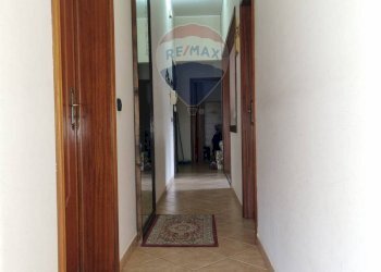 Hall / corridoio - Quadrilocale via giovani boccaccio
 
17, Aci Sant'Antonio - foto 5