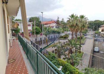 Balcone - Quadrilocale via giovani boccaccio
 
17, Aci Sant'Antonio - foto 24