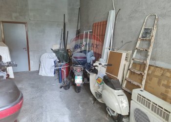 Dispensa di stoccaggio - Quadrilocale via giovani boccaccio
 
17, Aci Sant'Antonio - foto 25