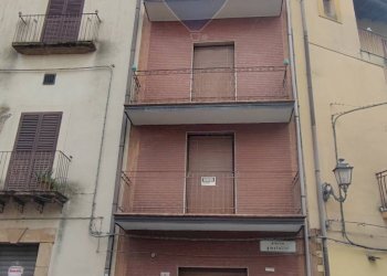 Edificio all\'aperto - Casa indipendente VIA BARBERA
 
3/5, Mirabella Imbaccari - foto 23