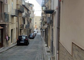 Edificio all\'aperto - Casa indipendente VIA BARBERA
 
3/5, Mirabella Imbaccari - foto 31