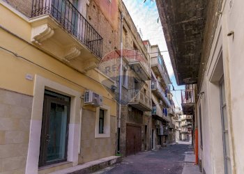 Edificio all\'aperto - Independent house Via Filippo Turati
 
14, Lentini - photo 2